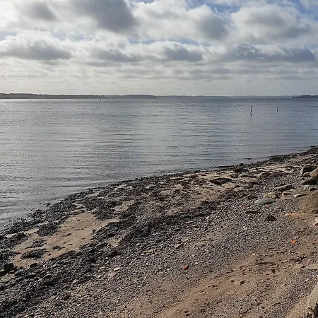 2 Person In Appartamento